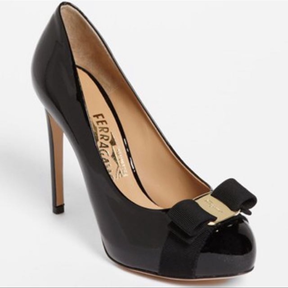 Salvatore Ferragamo pumps